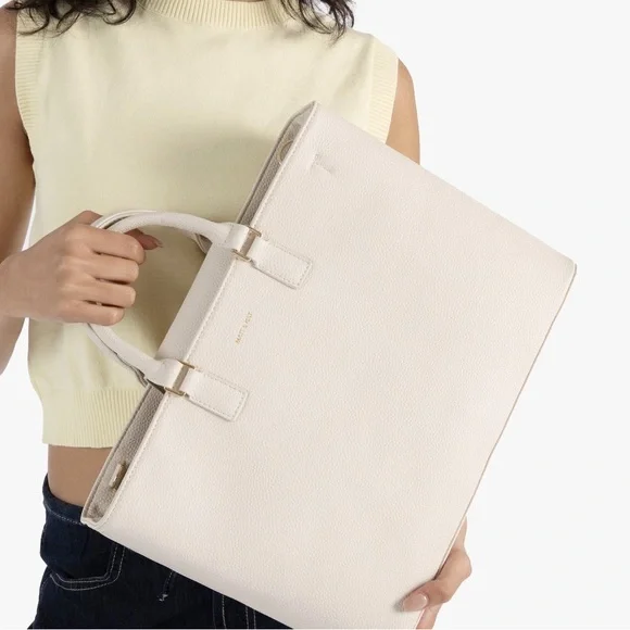 MATT & NAT Elegant & Spacious White Laptop Bag NWT + $20 USD Value Gift - Picture 7 of 16